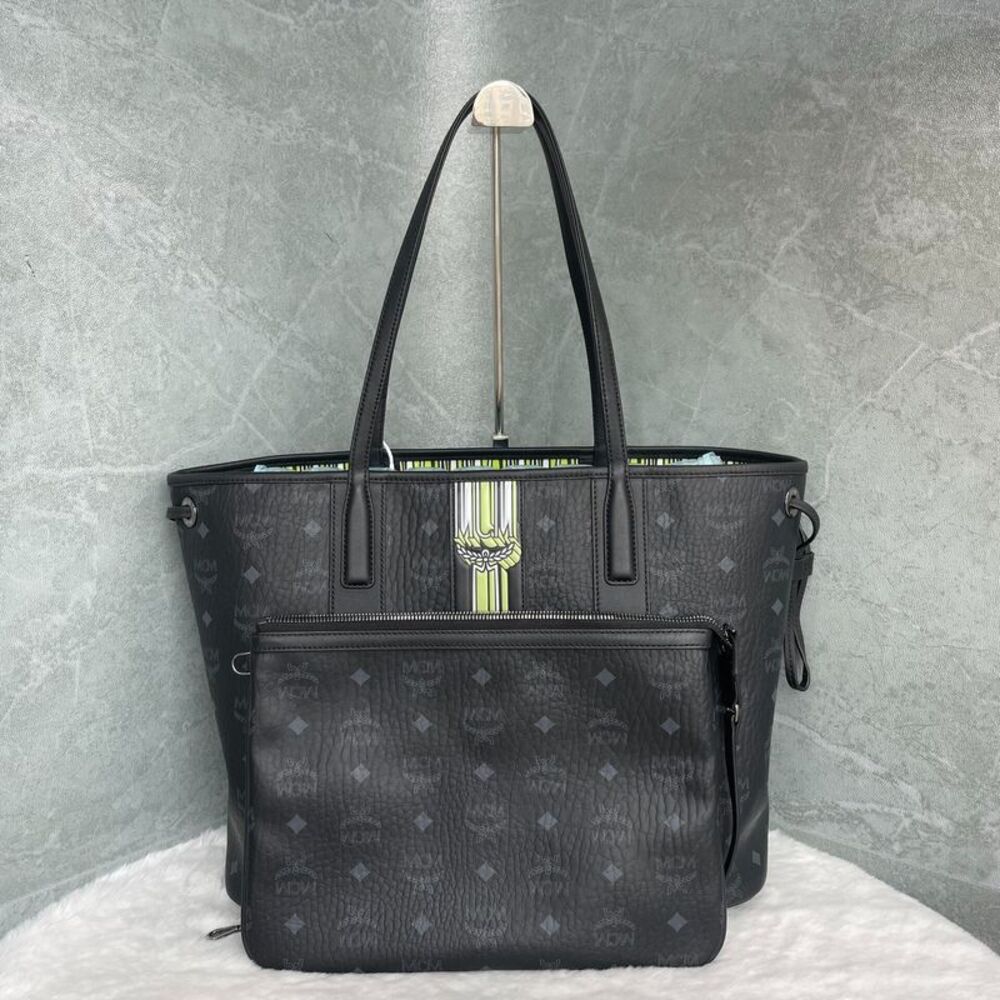 Mcm Women Pre-Loved Bag Very Good Condition